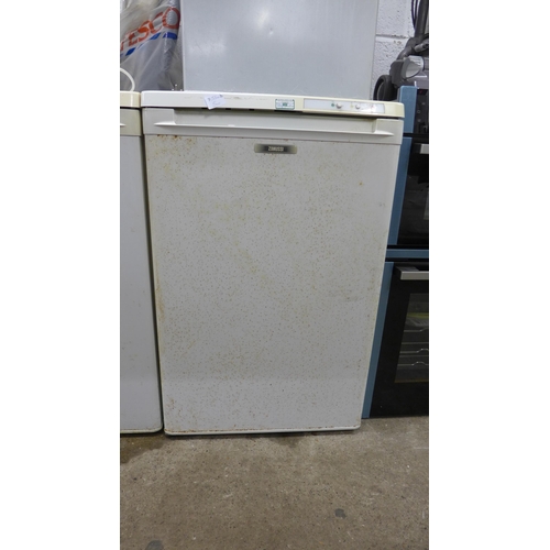 2210 - Under counter freezer