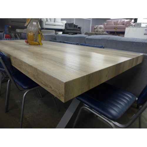 1472 - A Hatton 2.3m oak effect dining table