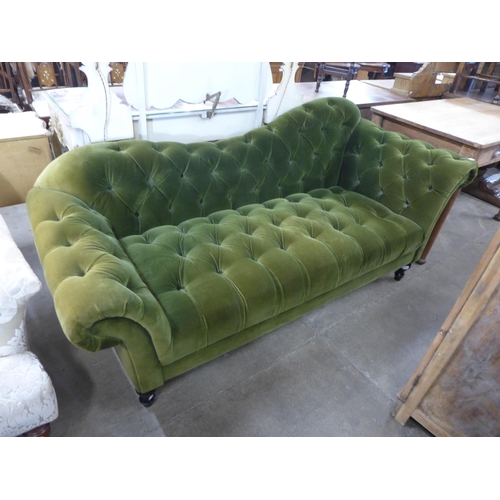 225 - A Victorian style green fabric upholstered chaise longue