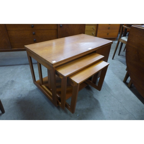 32 - A McIntosh Tristor teak trolley/nest of tables