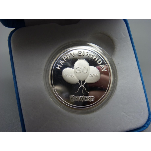 1039 - A Beavers 30th Birthday silver coin, cased