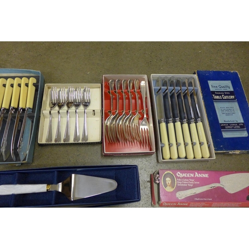 1102 - A collection of silver plated cutlery including boxed sets and a wooden canteen **PLEASE NOTE THIS L... 