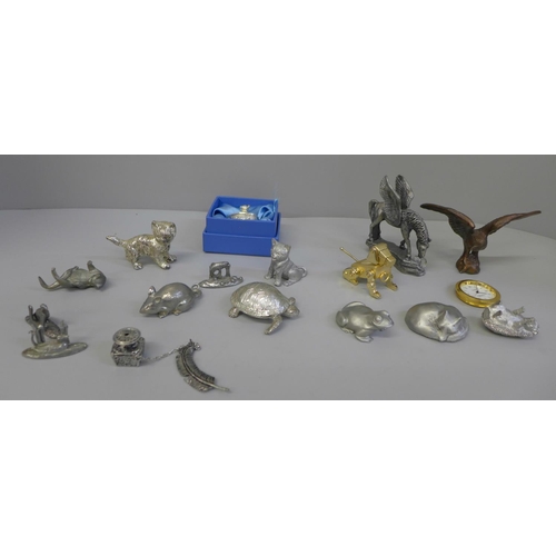 644 - Fifteen small pewter and metal animal figures, etc.