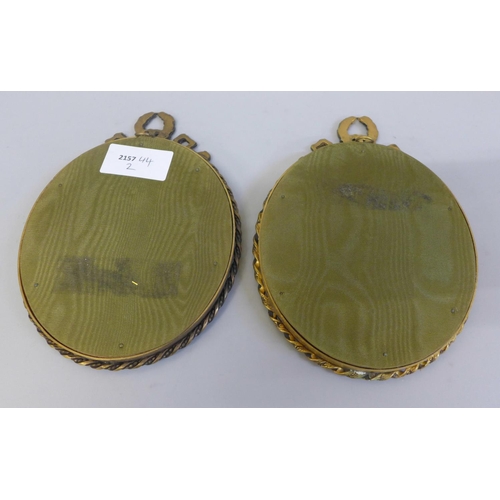 662 - A pair of miniature oval oils in green velvet and gilt resin frames