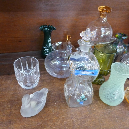 679 - A collection of glassware including Wedgwood, Dartington and Scandinavian