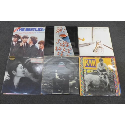 710 - The Beatles related LP records (17)