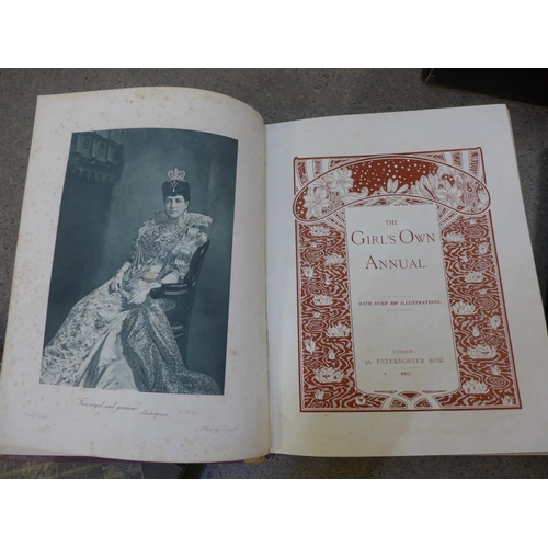 751 - The Illustrated London News, July-December 1864, The Queen, The Lady's Newspaper, January-June 1875,... 