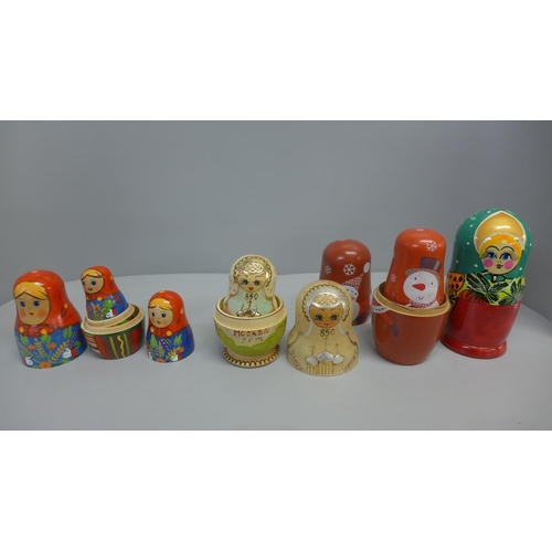 770 - A collection of eight Russian dolls