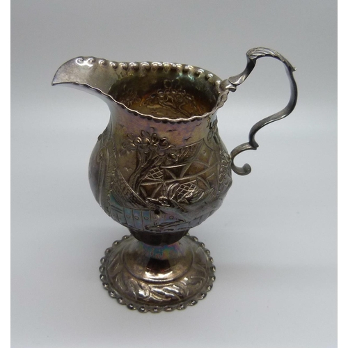 833 - A Georgian silver jug, 81g