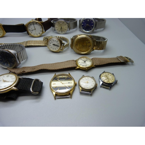 872 - A collection of wristwatches including Ingersol, Sekonda and MuDu