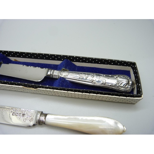 879 - Two silver and mother of pearl cake knives, Sheffield 1886 and 1921 and one other with silver handle... 