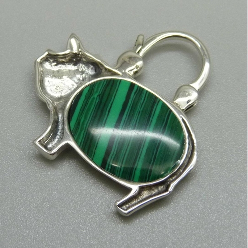 937 - A silver and malachite pig padlock pendant/fastener