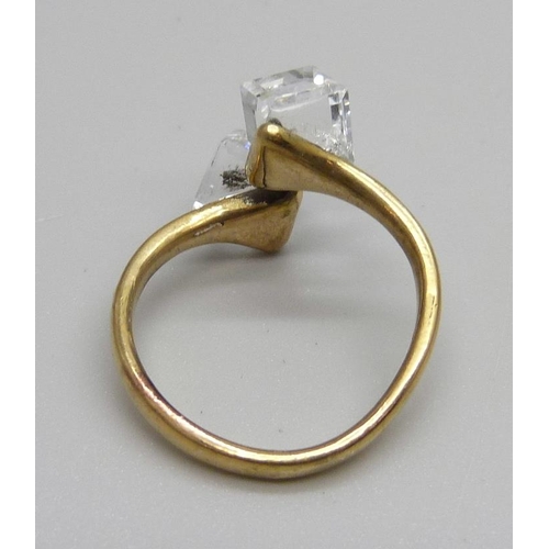 963 - A designer style silver gilt and crystal ring, N