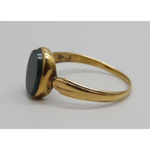 974 - An 18ct gold blood stone signet ring, 1.6g, L