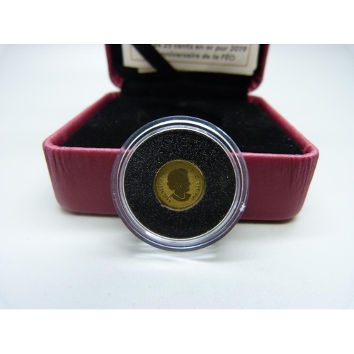 998 - A Canada 2019 9999 Gold Proof Maple Leaf coin, 0.5g, with case