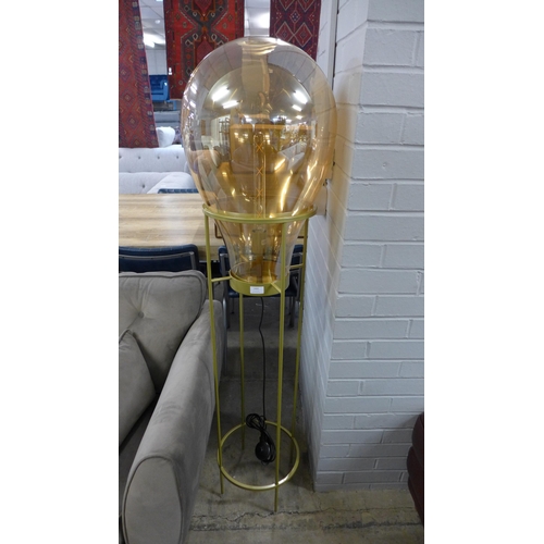 1409 - A large Eddison bulb floor standing lamp