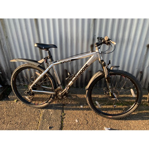 2157 - Mongoose Tyax aluminium twin disc MTB - Police repossession