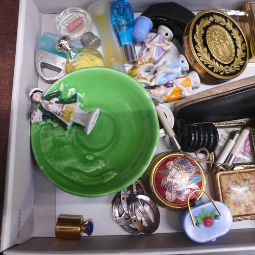 675 - Compacts, half dolls, scent bottles and other small trinkets