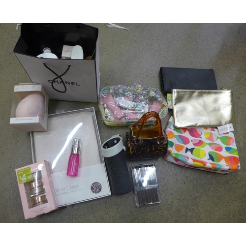 728 - Assorted cosmetics including No.7, Cath Kidston, Jack Wills, etc.