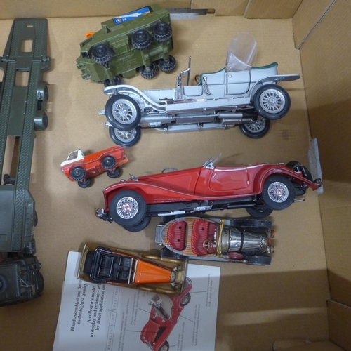 775 - Model vehicles including Corgi, Matchbox and two Franklin Mint (one with loose lamps)