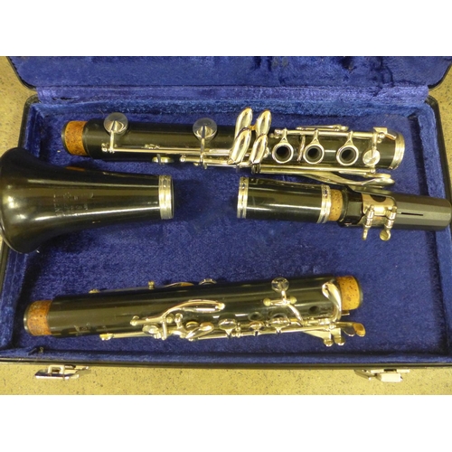 826 - A Boosey & Hawkes clarinet, cased