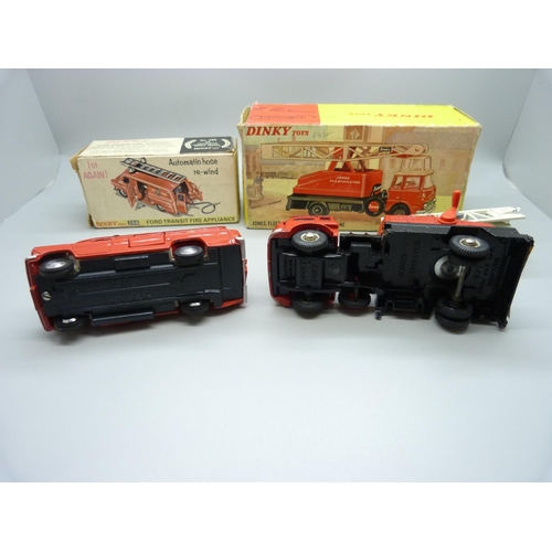 839 - A Dinky Toys 286 Ford Transit Fire Appliance and 970 Jones Fleetmaster, both boxed