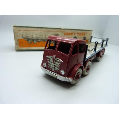 841 - A Dinky Supertoys 505 Foden Flat Truck with chains, boxed, re-painted, new tyres