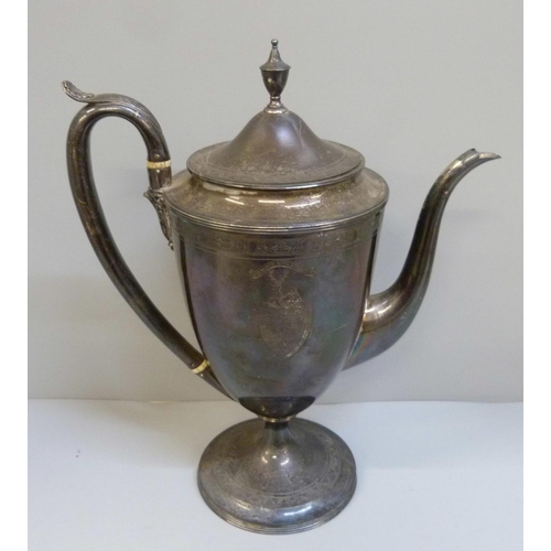 849 - A George III silver coffee pot, London 1791, 1023g, This lot is offered for sale with a non transfer... 