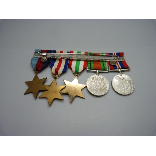 882 - A WWII group of five medals