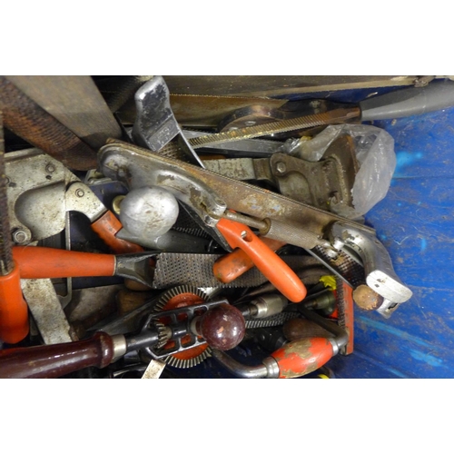 2015 - Blue tub of hand tools inc. tools, drills, files, etc.