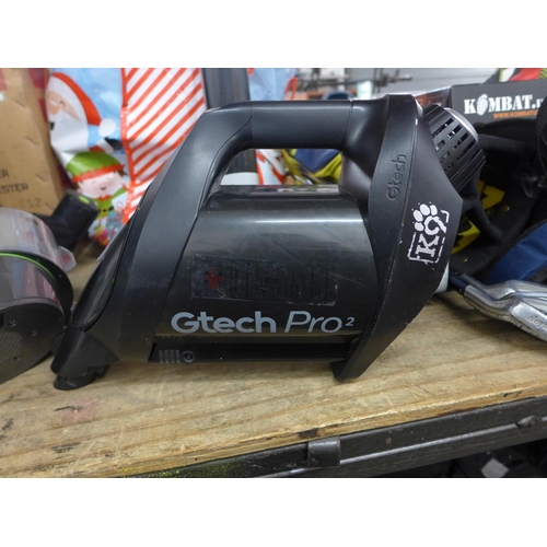 2079 - job lot of G-Tech vacuum cleaners