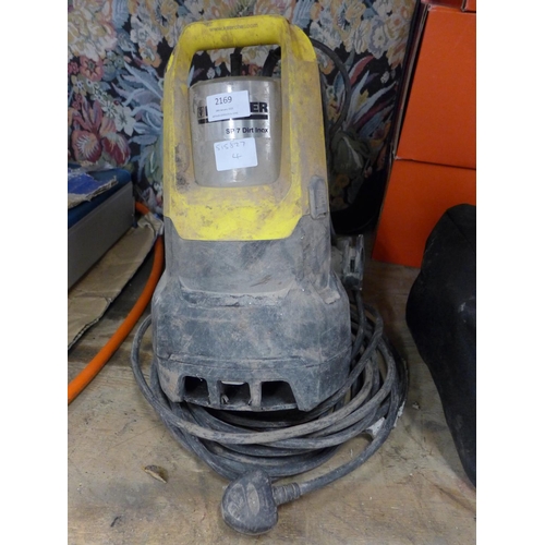 2169 - Submersible garden pump