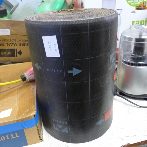 2189 - Building job lot: 2 rolls of armoured cable, totalling 40m, consumer unit, flashing and lead , qty. ... 