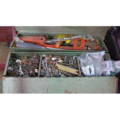 2262 - Cantilever tool box with contents, 2 plastic organisers containing nails and washers