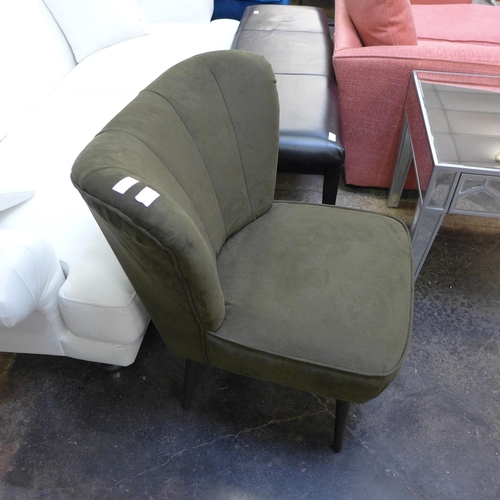 1430 - A khaki velvet side chair