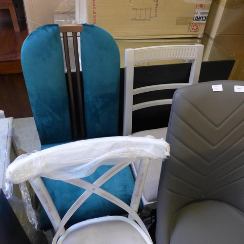 1575 - Assorted dining chairs * this lot is subject to VAT