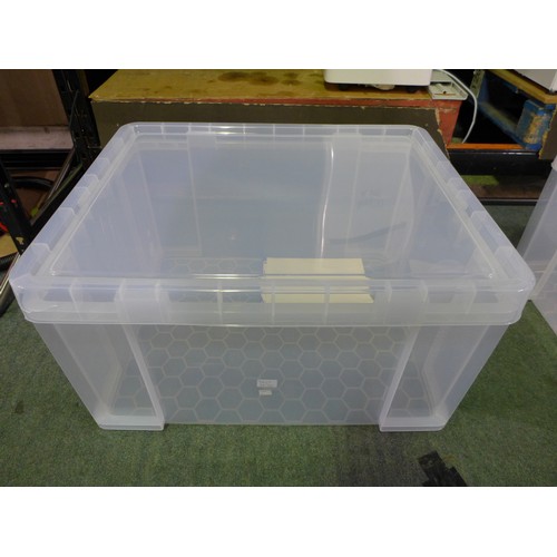 3465G - 145l Really Useful storage box with lid - damaged