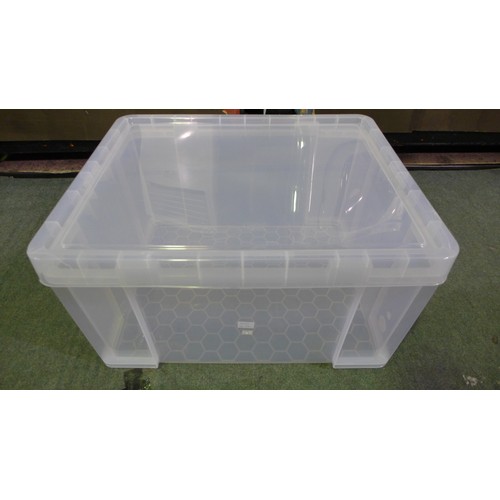 3465F - 145l Really Useful storage box with lid - damaged