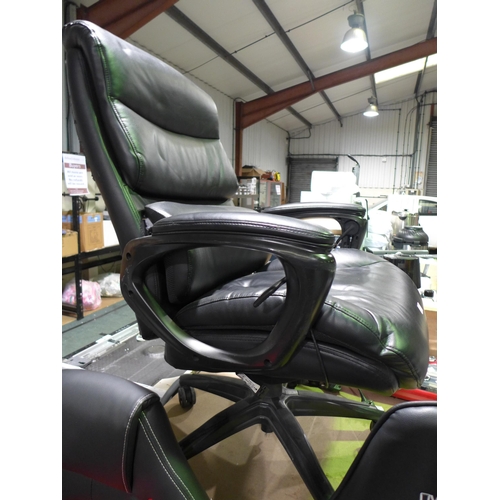 3075 - La-Z-Boy Air Exec Chair  Model 51537, Original RRP - £194.99 +VAT (280 -581) *This lot is subject to... 