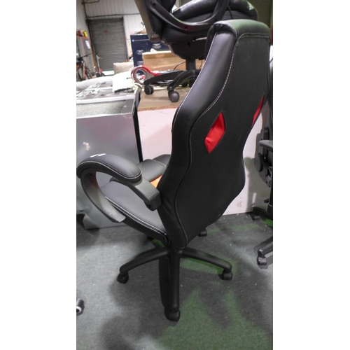 3077 - Black and red Pu swivel office chair