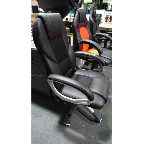 3078 - Songmatics Black Pu and mesh swivel office chair