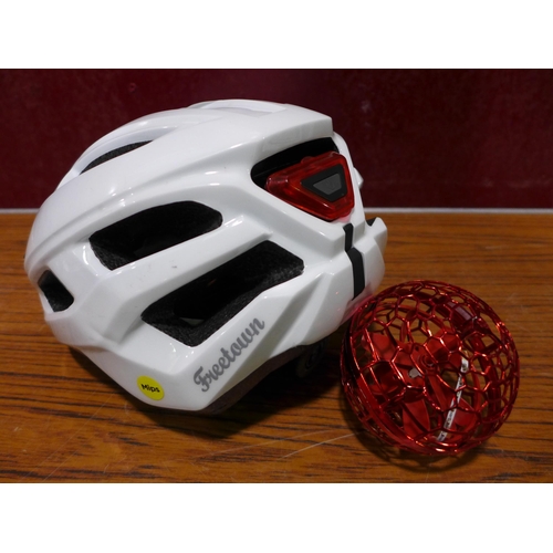 3092 - Freetown Adult Helmet & RC Orb, Original RRP - £29.99 +VAT (280 -675) *This lot is subject to VAT