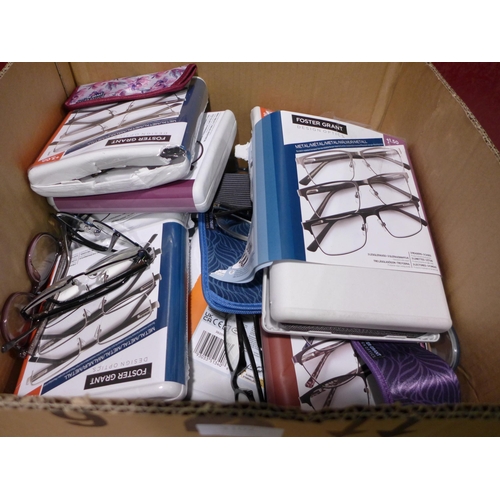 3102 - Quantity mixed reading glasses (280 -221) *This lot is subject to VAT