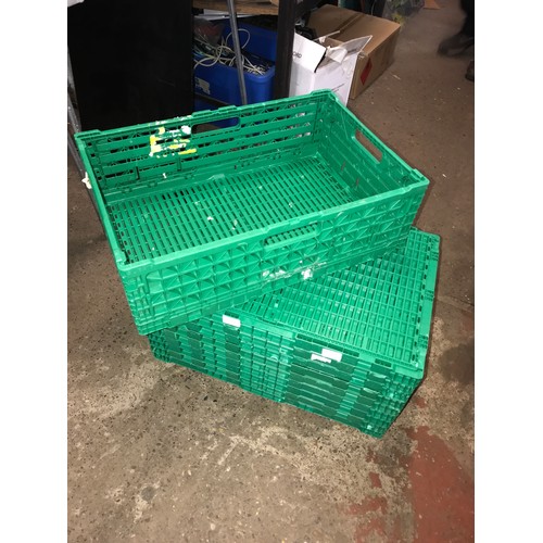 2202 - 10 Collapsible 60 x 40cm plastic storage crates