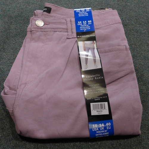 3317 - Bag of ladies Bandolino mauve skinny jeans - mixed sizes  *This lot is subject to VAT