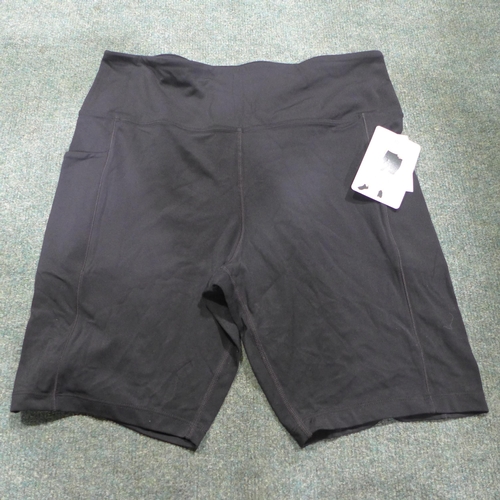 3321 - Bag of ladies Tuff black sportswear shorts - mixed sizes  *This lot is subject to VAT