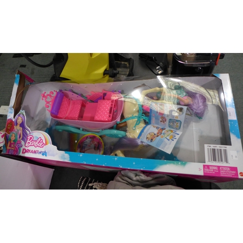 3347 - Barbie Dreamtopia Storecarriage & Unicorn, Original RRP - £49.99 +VAT (280 -682) *This lot is subjec... 