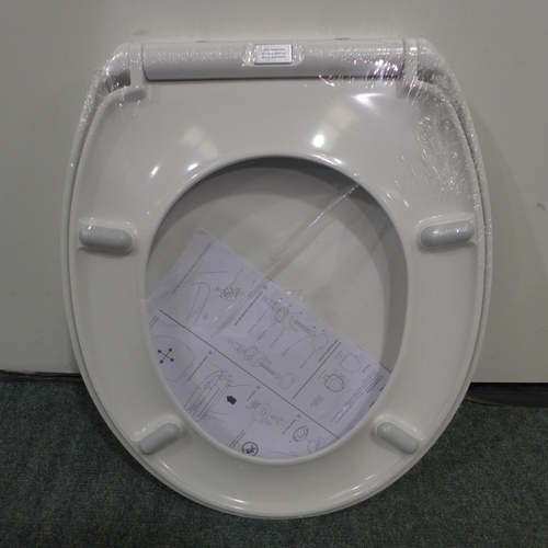 3457 - Hush Toilet Seat Soft Close, Original RRP - £19.99 +VAT (280 -373) *This lot is subject to VAT