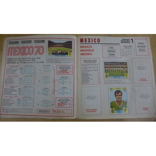 686 - A box of World Cup 1970 souvenirs and memorabilia, including a full set of World Cup Soccer Stars al... 