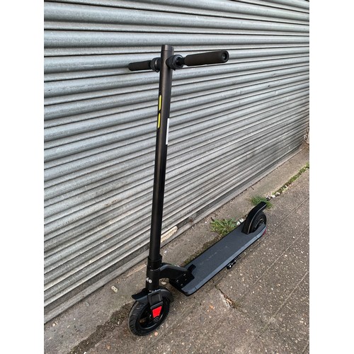 2286 - Li-Fe full size 350 Plus scooter with charger - Police repossession